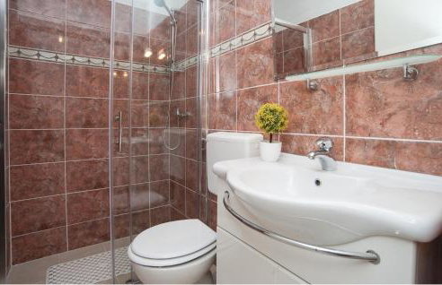 Five-Bedroom Holiday Home In Gorica - Foto 44