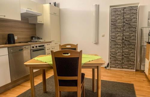 Einliegerwohnung am Stadtrand von Nürtingen - buchbar ab 4 Tagen - Privatunterkunft - Photo 10