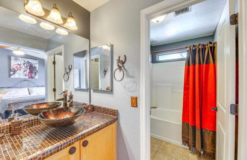 Walk to Golf Course Queen Creek Oasis with Fire Pit - Foto 14