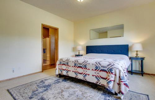 Spacious Canyon Ferry Lake House with Bar and Views! - Foto 14