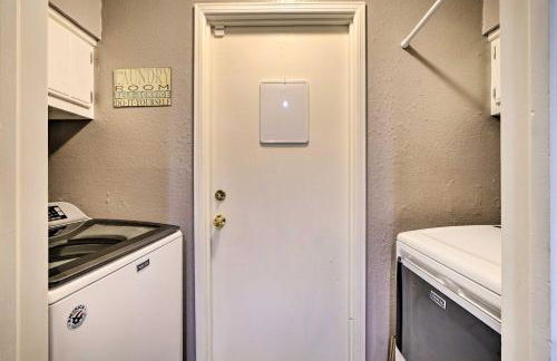 Home with Screened Porch about 10 Miles to Dtwn OKC! - Foto 20