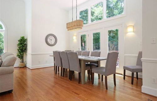 Sunset Point Pool House Close to Duke University - Foto 69