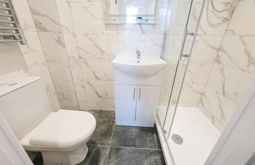 5 Bedroom 5 Bathroom House Portsmouth Docks - Foto 9