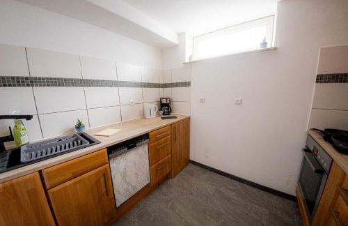 Yello Homes - großes Apartment - Am Waldrand, 15 min bis Nürnberg Messe, für 8 Personen, 2 WC's - Foto 30