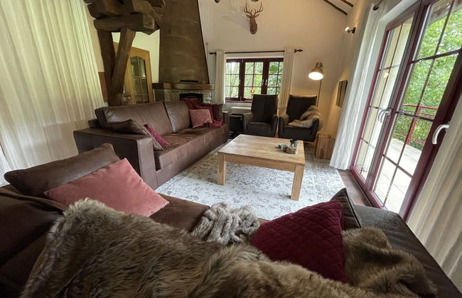 Ardennes Villa With Riverside Garden and Views - Photo 12