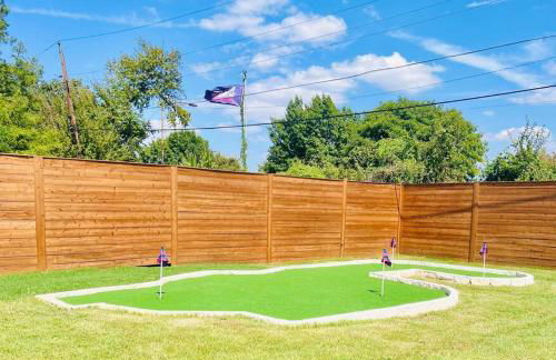 Entertainment District Retreat in Arlington TX - Foto 23