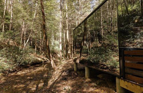 Modern Mirror Home w/ Hot-tub | “Glass House” #3 - Foto 14