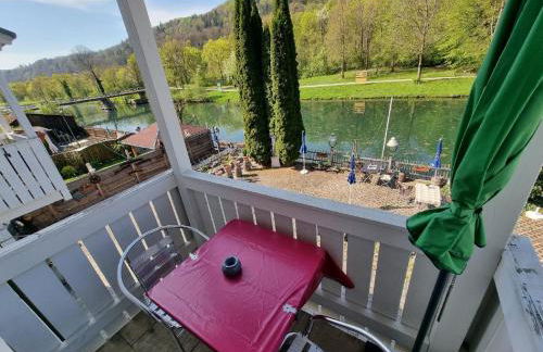 Cafe Altmühl, Ferienwohnungen Gästehaus Krimhilde direkt am Wasser - Foto 26