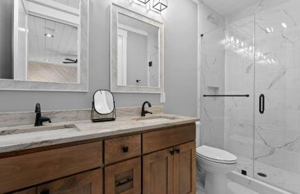 Blue Heron & Gray Fox by Avantstay 2 Lakefront Homes, Sleeps 44 Pool, Dock, Theater - Foto 66