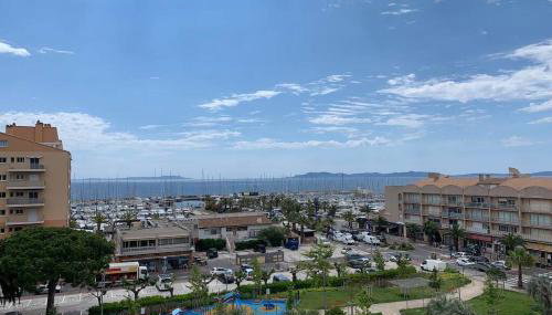 L'EFFET MER, DUPLEX SUR LE PORT AVEC SES 2 TERRASSES VUE MER - Foto 4