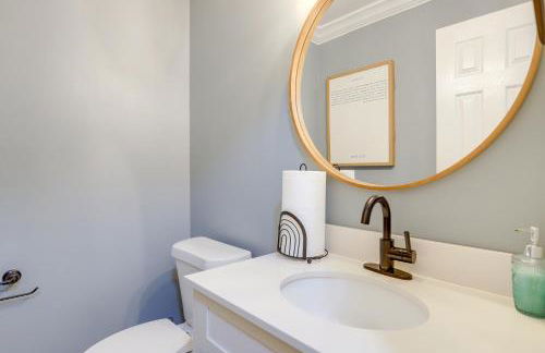 Spacious Stockbridge Manor Pool Table, 2 Kitchens - Foto 13