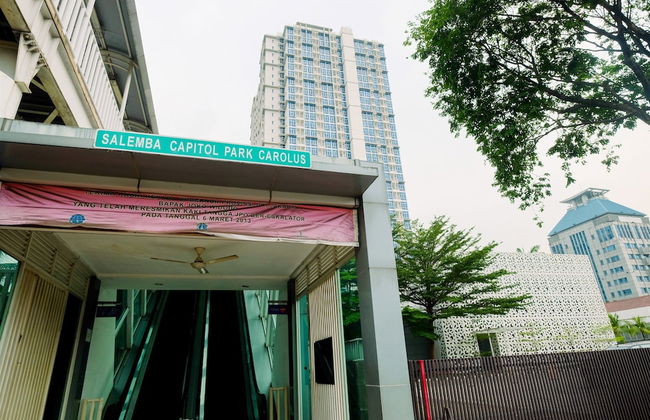 Best Emerald Studio Room Apartment at Capitol Park Residence - Photo 24