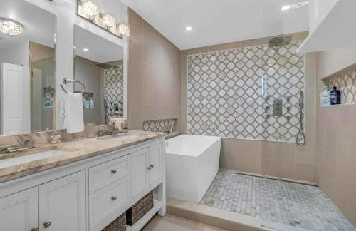 Designer Stylish Villa by Sawgrass with Hot Tub and Arcade Games - Foto 23