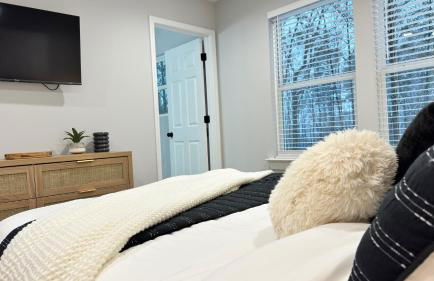 Modern new townhouse near Stone Mountain Sleeps 10 - Foto 46