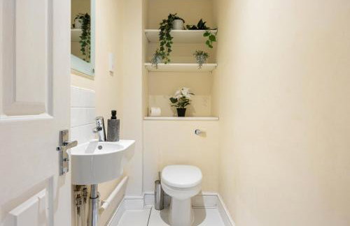 Private Oxford Street Luxe Apartment - Photo 16