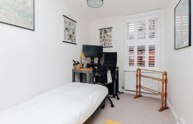 The Poppies - From 150 Per Night - Photo 23