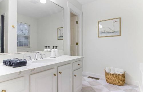 Sleeps 12 | 2 Kings w/ Ping-Pong, Gym, Arcade, BBQ - Foto 31