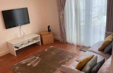 Modern 2 bedroom house with WIFI - Foto 3