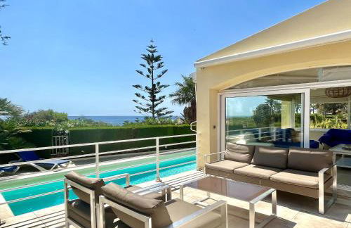 Villa Catalina Stunning 4bedroom villa with air conditioning sea views & private swimming pool ideal for families - Foto 1