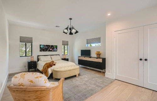 Villa Vogue - Designer Finishes Meet Open Living in Sunshine Park - Foto 9