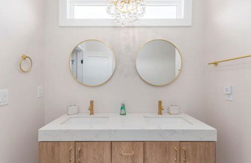 Brand New Modern House - Walk to Main Street - Foto 21