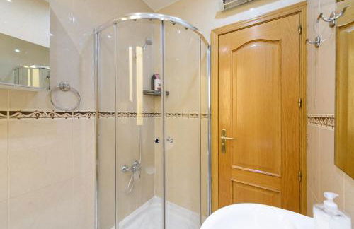 Amplio Piso en Madrid Centro con Vistas al Templo de Debod - Photo 38