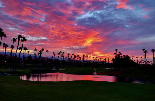 The View! Palm Desert Country Club Villa - Foto 43