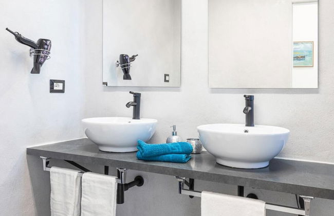 Villa Esmeralda - Free Wifi - With Swimming Pool - Foto 35