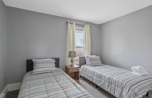 Newly Renovated 2BR by SU, Zoo, Destiny & Downtown - Foto 6