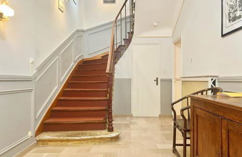 Bourgeois House - 16 personnes, Piscine, 6 chambres, 8 lits, 4 SDB, Centre-ville, CLIM - Foto 46