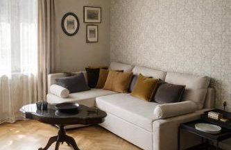 Two bedroom apartment with private parking - Photo 2