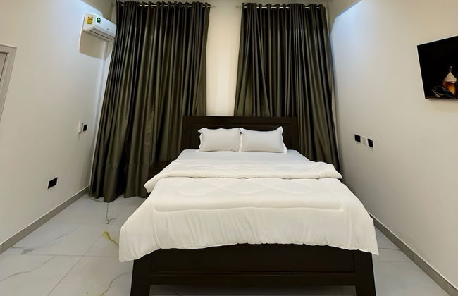 2BR Apartment With Pool and Wifi Near Airport - Foto 2