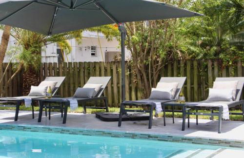 Friendly Fox Luxury Pool & Spa - Near DT & Beach home - Foto 46