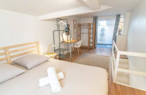 Peaceful & well-located duplex Parc Blandan Rhône & Wifi - Foto 8