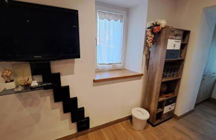 Bruce's family home - Photo 13