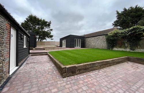 Church Road Retreats - Coral Cottage - Photo 9