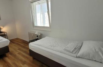 Berghof Wörner 2 Wohnungen für bis zu 20 Personen mit Balkon I Terrasse I 4 Bäder I NETFLIX I Ruhig und gemütlich wohnen - Foto 3