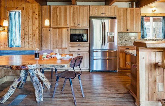 Red House - Minutes to Shaver Lake! - Foto 10