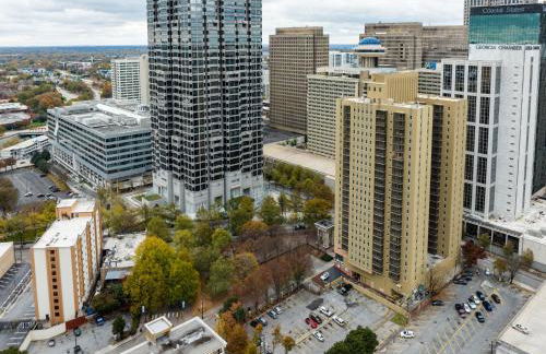 P8G Remodel 2BR/2BA downtown ATL-Parking & Balcony - Photo 52