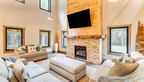 Luxe Barndominium Retreat Near Blue Spring Lake! - Foto 4