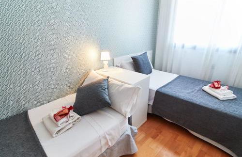 Alcam Cervantes Playa Badalona - Photo 9