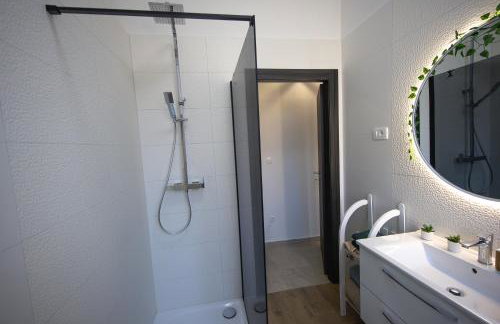 Stylish Apartment with balcony in quiet Area near Old Town & Beach - Photo 26