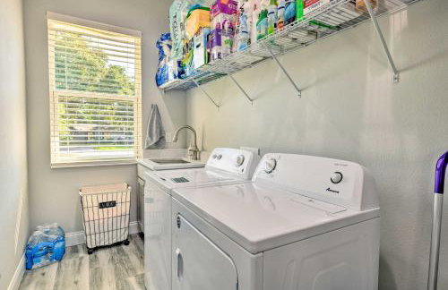 Beautiful Getaway about 4 Miles to Venice Beach! - Foto 23