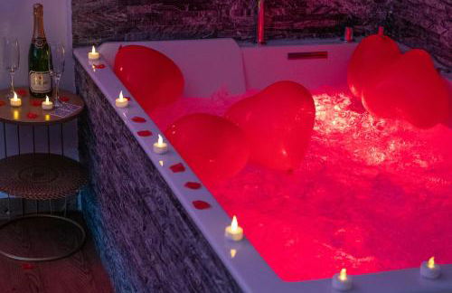 LE COCON- Jacuzzi & Sauna privés By SweetDreams - Foto 12