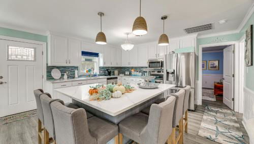 Emerald Isle Beach House Walk to the Sand! - Foto 2