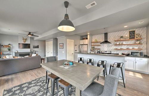 0660 Dtwn Salida Condo with Balcony - Foto 9