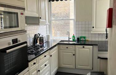 Luxury 3 bedroom, 3 bath apt by Oxford St & Soho - Foto 6