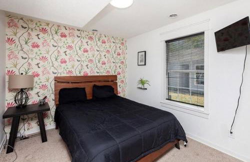 Spacious 9BR Home Ideal for Groups Near Downtown - Foto 26