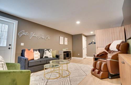 '"Luxury Mountain Getaway'" Sauna, Hot Tub, Massage Chair, Pool Table - Photo 63