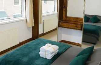 Entire luxury house Free Parking accommodations for contractors and long stays - Foto 15